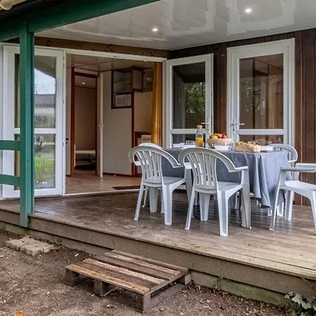 Campsite 6 Pers. Sans Cuisine Avec Terrasse - Api-1-52-532