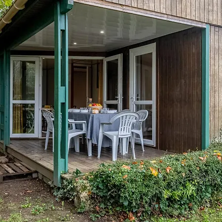 6 Pers. Sans Cuisine Avec Terrasse - Api-1-52-532 Campsite