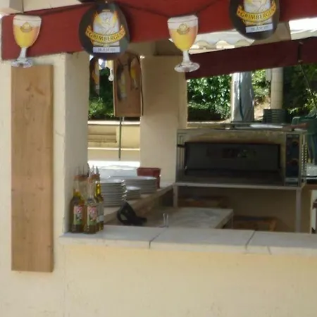 6 Pers. Sans Cuisine Avec Terrasse - Api-1-52-532 * Badefols-sur-Dordogne
